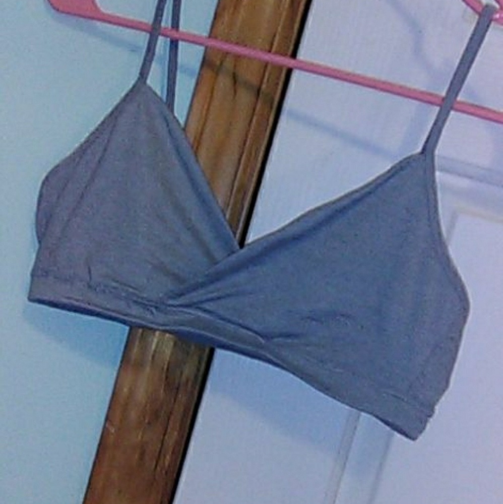 A cross bra